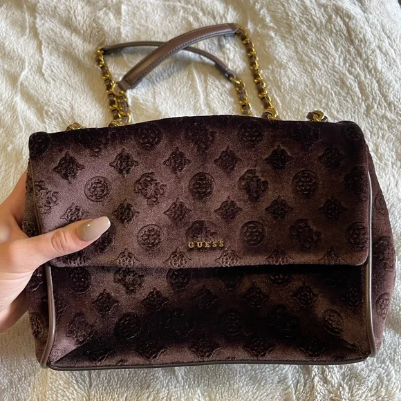 Guess Purse - Picture 7 of 8